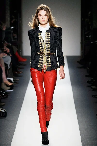 Look 26